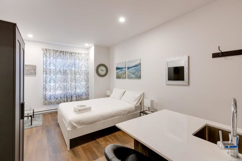 Le Mile End by M11 - Modern & Comfy Studio, Montréal, Canada