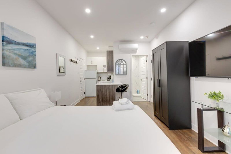 Le Mile End by M11 - Modern & Comfy Studio, Montréal, Canada