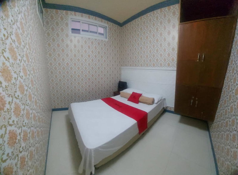 RedDoorz Hostel @ Ritz Place Baguio, Baguio, Philippines