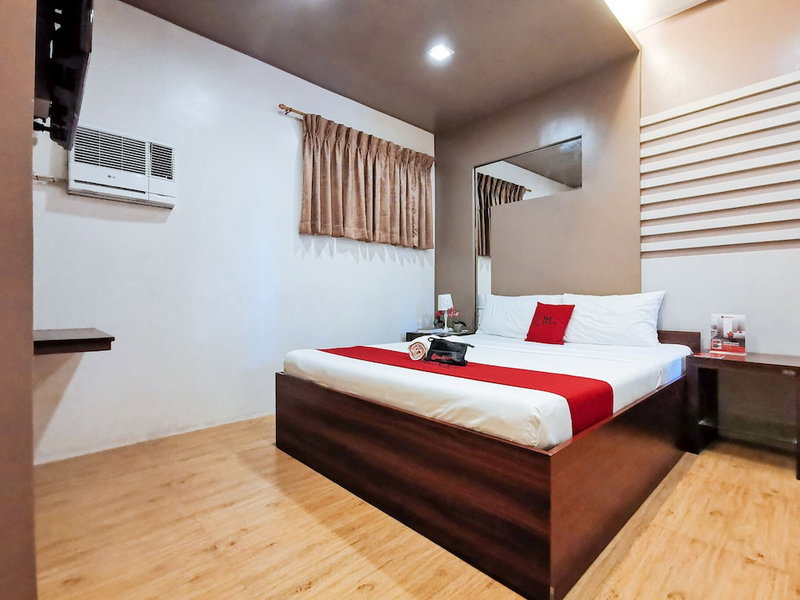 RedDoorz Plus near Robinsons Place Gensan, General Santos, Philippines