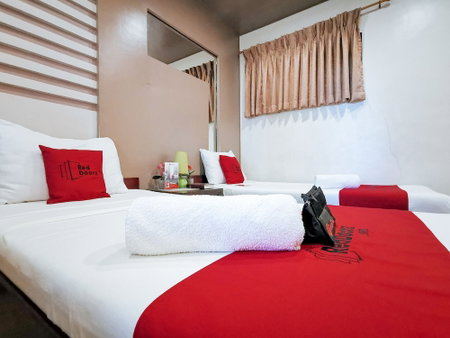 RedDoorz Plus near Robinsons Place Gensan, General Santos, Philippines