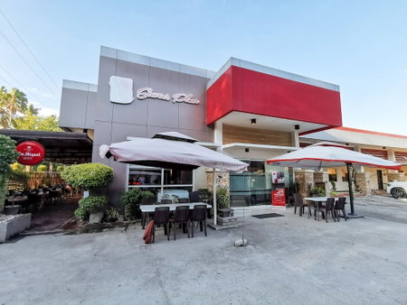 RedDoorz Plus near Robinsons Place Gensan, General Santos, Philippines