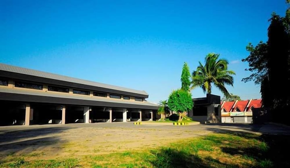 Kingsville Hotel, Philippines