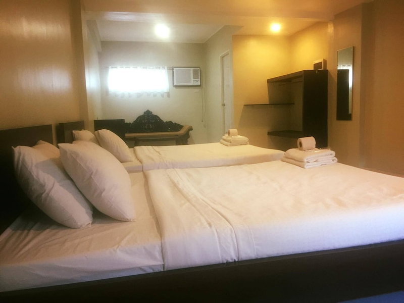 Kingsville Hotel, Cauayan, Philippines