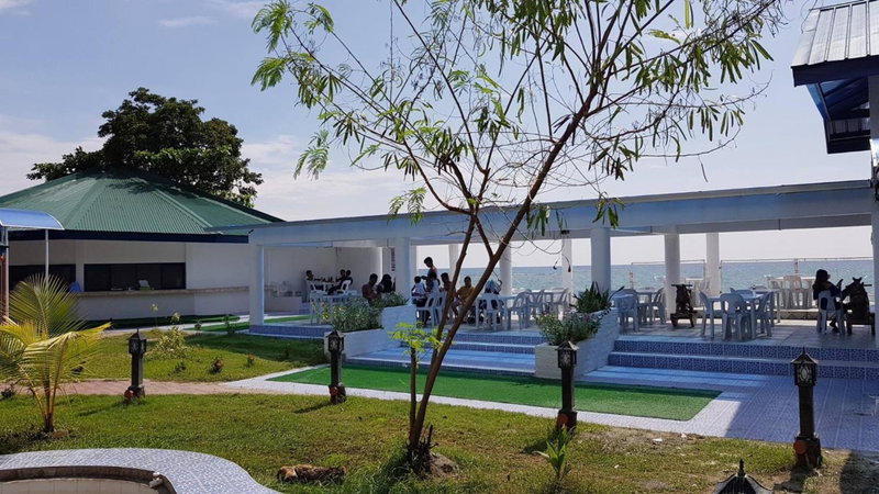 Hotel 45 Beach Resort, Bauang, Philippines