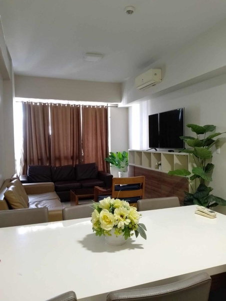 Mactan Newtown Condo by EJB, Punta Engaño, Philippines