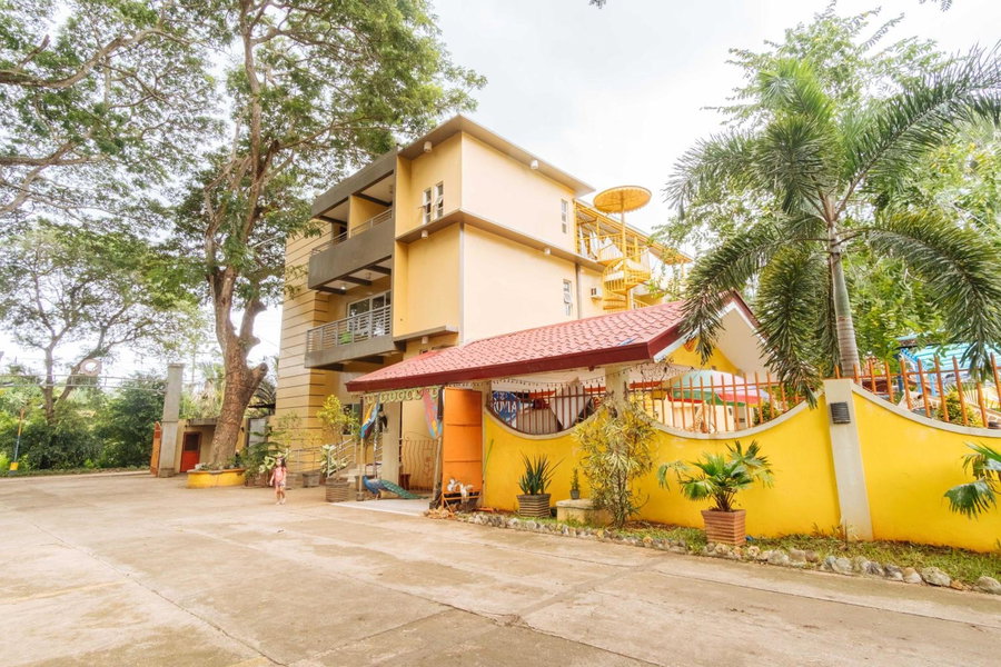 RedDoorz Premium @ Gabinete Road Palawan, Puerto Princesa City, Philippines
