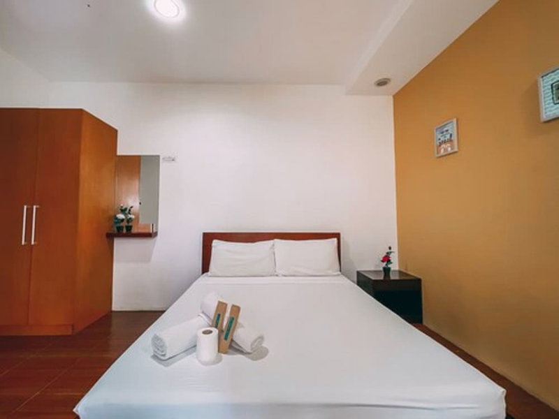 Brisa Marina Beach Resort powered by Cocotel, Morong, Philippines