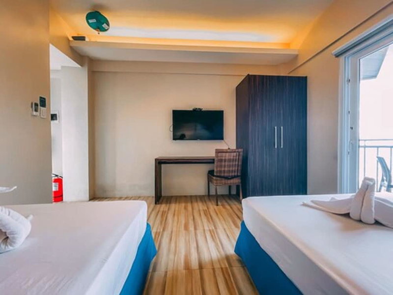 Brisa Marina Beach Resort powered by Cocotel, Morong, Philippines