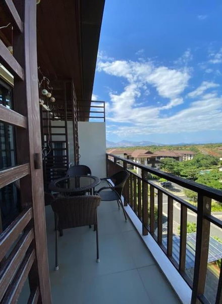 Anvaya Cove Penthouse Unit 10-2 BR., Morong, Philippines