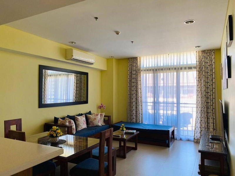 Anvaya Cove Penthouse Unit 10-2 BR., Morong, Philippines