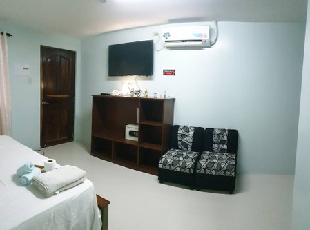 Wombats Beach Resort, Olongapo, Philippines