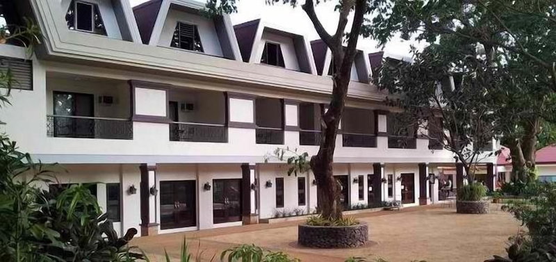Momarco Forest Cove Resort And Hotel, Tanay, Philippines