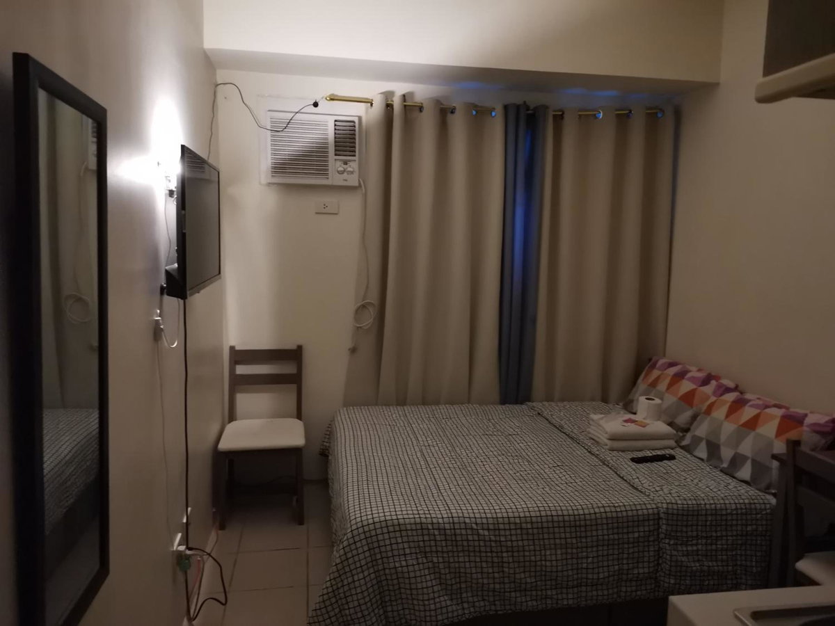 Hotel · Mack's Awesome Place 24 with Netflix and FastUnliwifi, Manila