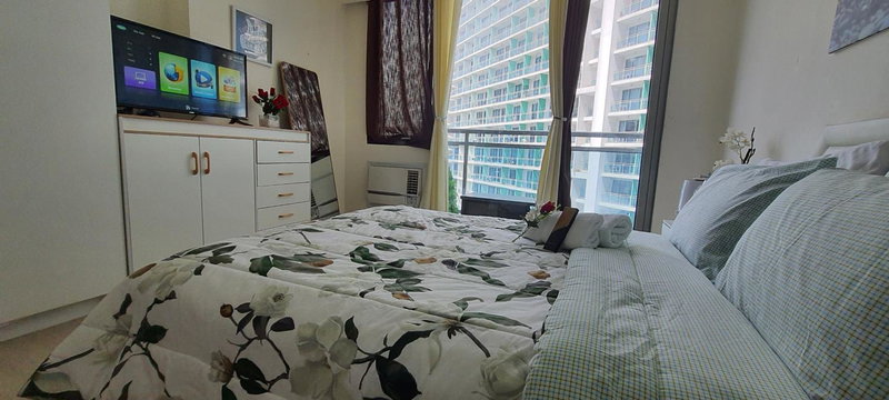 JN Condotel The Azure Urban Resort Residences, Manila, Philippines