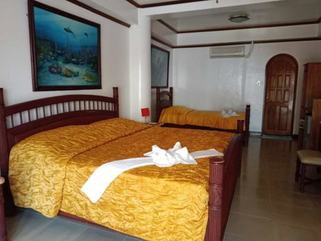 Lalaguna Beach Club & Dive Centre, Puerto Galera, Philippines