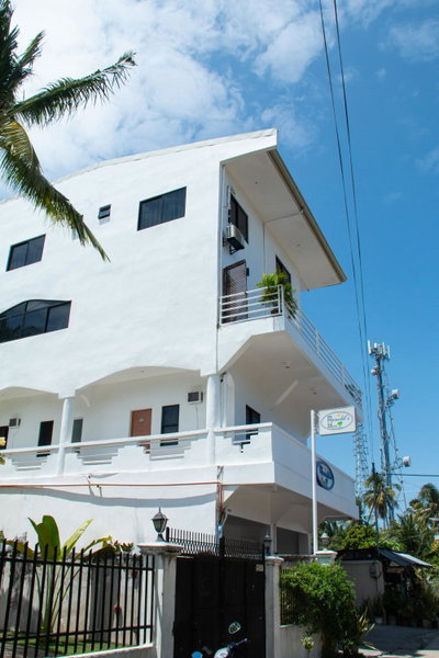Arnold'S Hotel, Pooc, Philippines