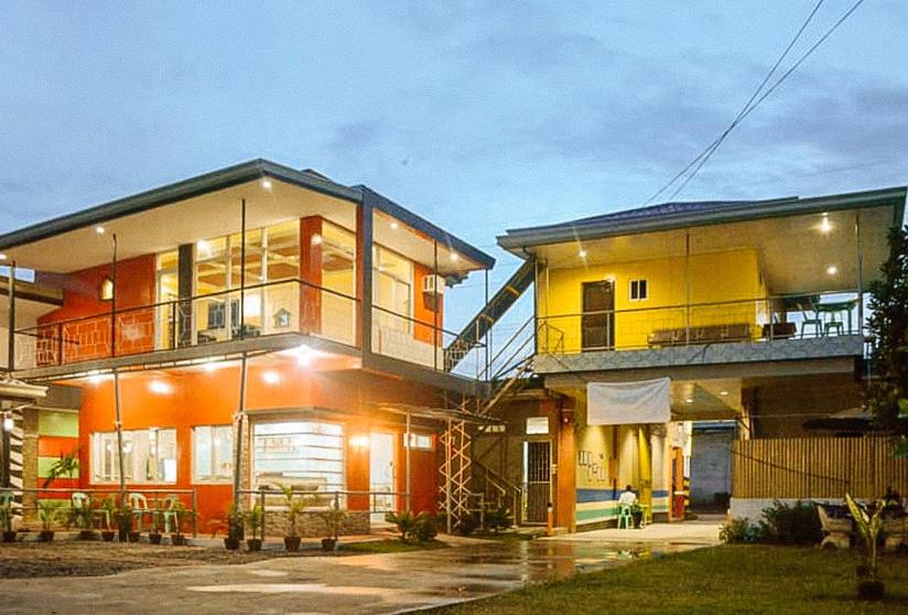RedDoorz at EM Pensiontel Butuan City, Philippines