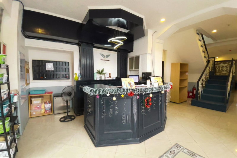 Bluewing Hotel Angeles powered by Cocotel, Angeles, Philippines