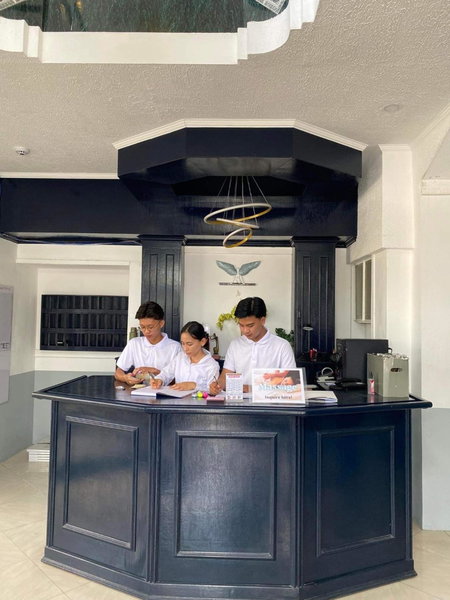 Bluewing Hotel Angeles powered by Cocotel, Angeles, Philippines