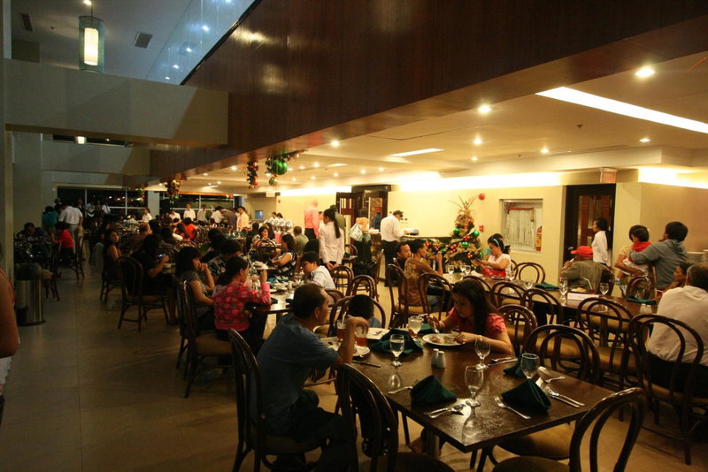 Crown Regency Hotel & Towers, Cebu City, Philippines