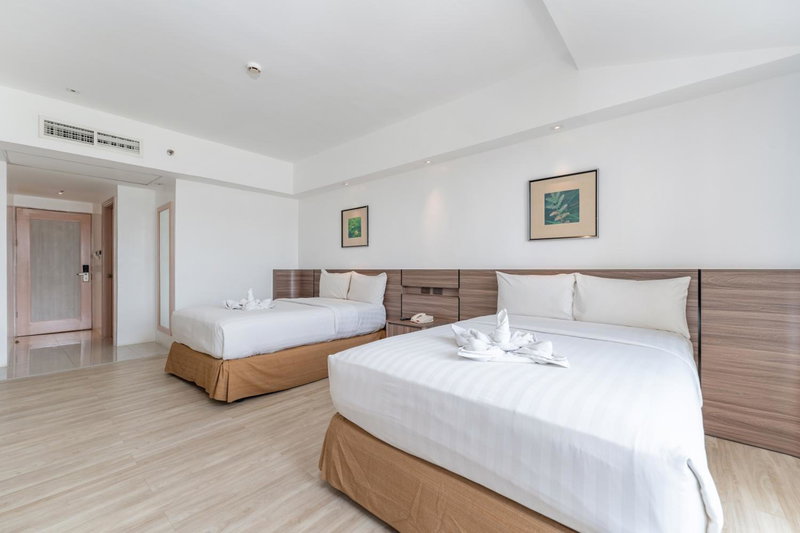 Crown Regency Hotel & Towers, Cebu City, Philippines