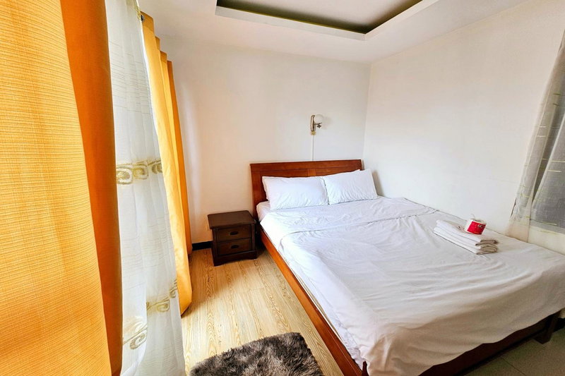 Birchtower by Jeizel Manila City, Manila, Philippines