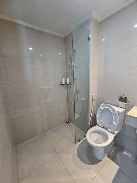 Green Sedayu Apartment Deluxe by Ellison, Jakarta, Indonesia