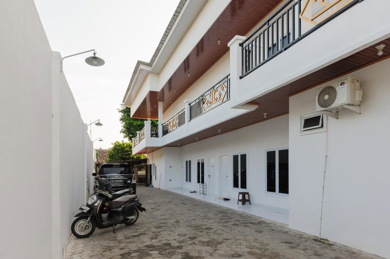 Urbanview Hotel Betego Syariah Enggal by RedDoorz, Tanjungkarang, Indonesia