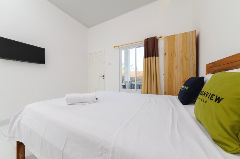 Urbanview Hotel Betego Syariah Enggal by RedDoorz, Tanjungkarang, Indonesia