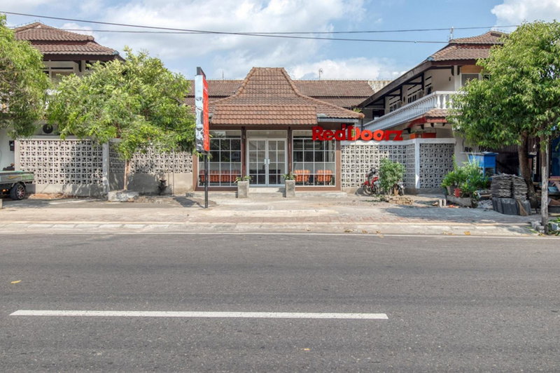 RedDoorz near Malioboro Tugu Station Jogja 2, Yogyakarta, Indonesia