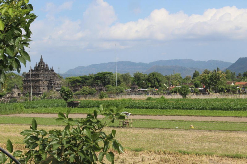 Georium Dunia, Prambanan, Indonesia