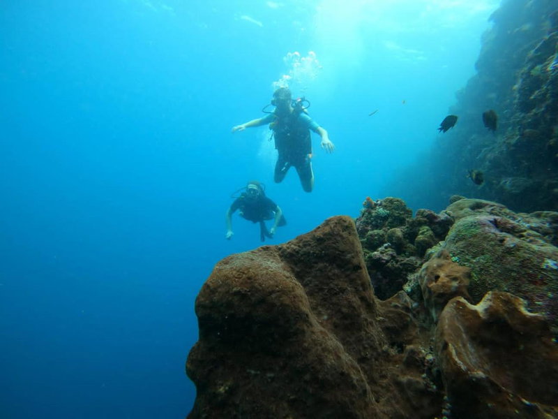 4 Sisters Divers, Bunaken, Indonesia