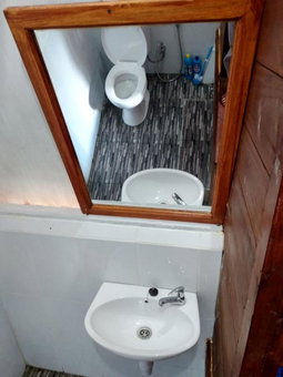 Tanjong Tinggi Cottage, Sijuk, Indonesia