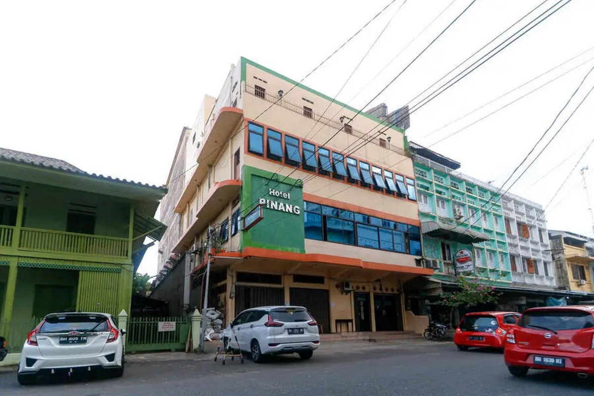 Hotel · RedDoorz Plus near WTC Batanghari Mall, Tanjungjohor