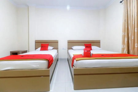 RedDoorz Plus near WTC Batanghari Mall, Tanjungjohor, Indonesia