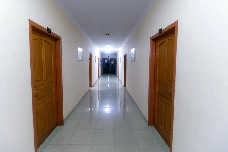RedDoorz Plus near WTC Batanghari Mall, Tanjungjohor, Indonesia