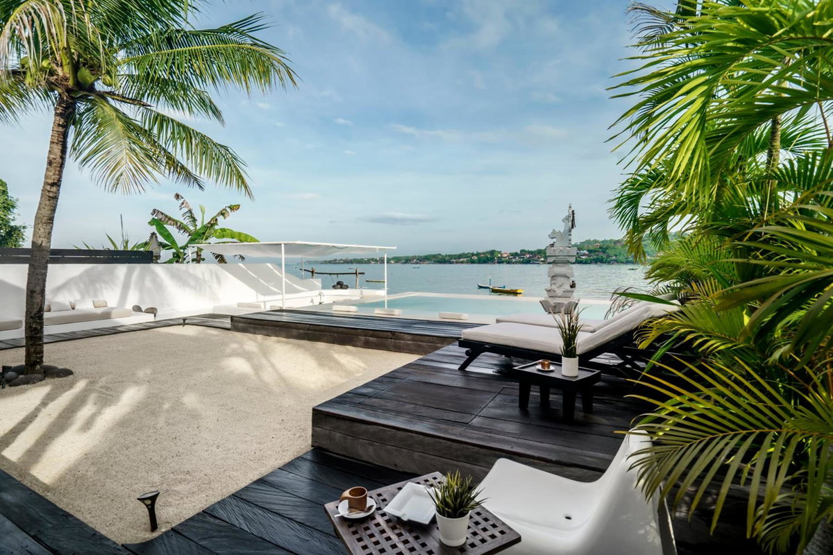 Villa Lagoon - Elegant & Absolute BeachFront in Nusa Ceningan, 인도네시아 공화국