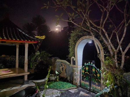 Dau Homestay, Tirtagangga, Indonesia