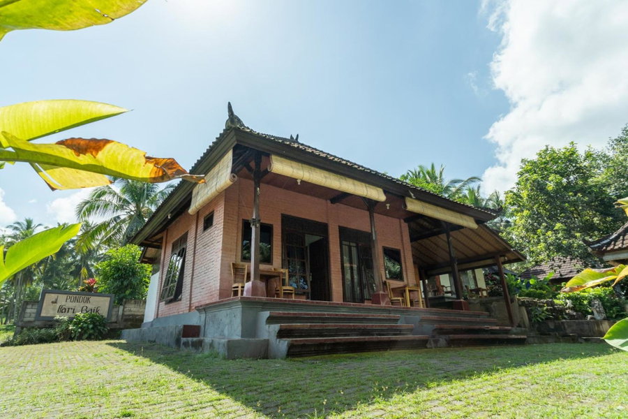 Pondok Hari Baik, Balian, Indonesia