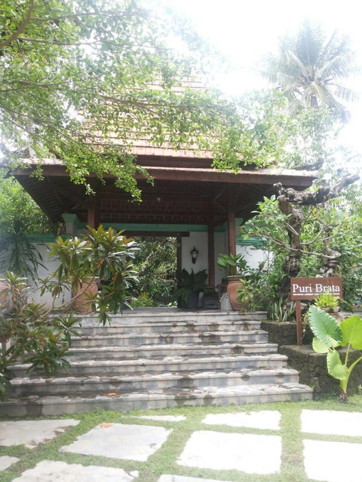 Puri Brata, Parangtritis, Indonesia