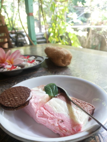 Puri Brata, Parangtritis, Indonesia