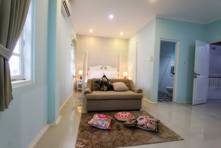 Omah Madam Bed & Breakfast, Semarang, Indonesia