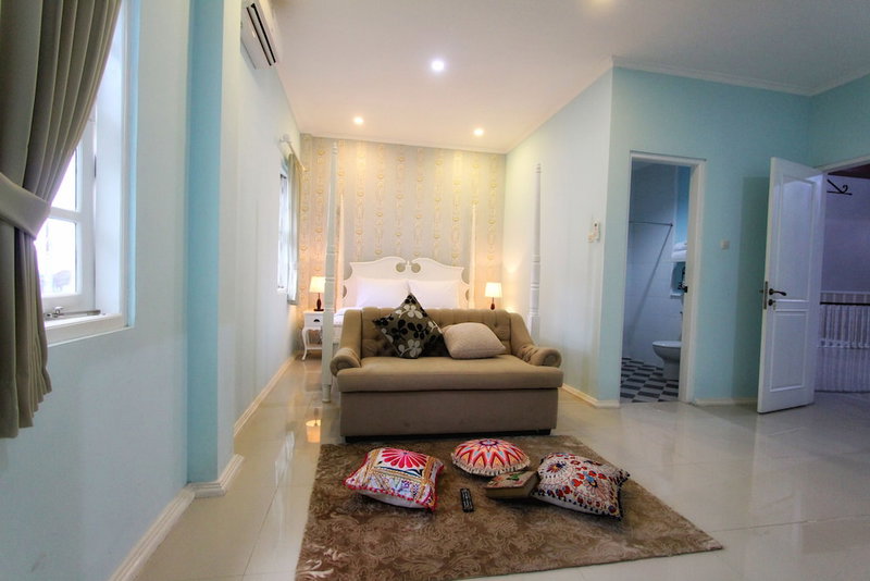 Omah Madam Bed & Breakfast, Semarang, Indonesia