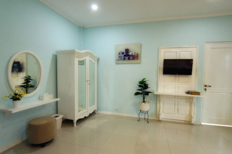 Omah Madam Bed & Breakfast, Semarang, Indonesia