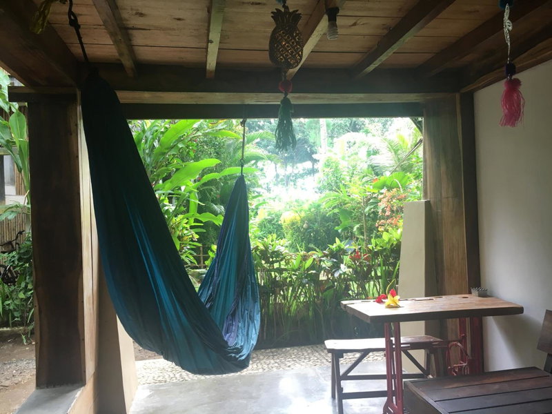 Villa Monyet Java, Batukaras, Indonesia
