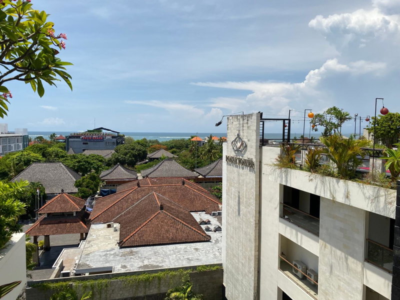 Stylish 2 Bedroom Penthouse Apt, Newly Refreshed, 50 Mbps, Pool, Gym, Resto, Kuta, Indonesia