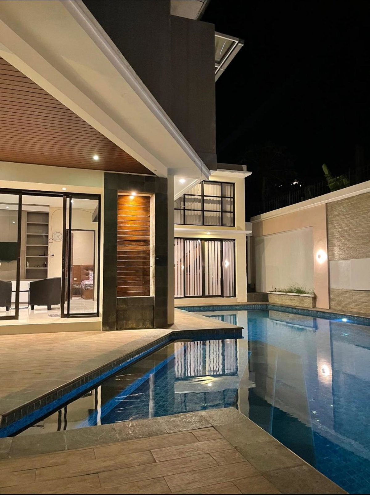 Blue Breeze Villa, Indonesia