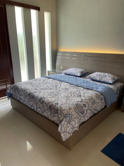 Blue Breeze Villa, Lajor, Indonesia