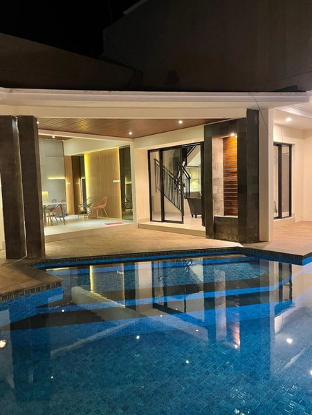 Blue Breeze Villa, Lajor, Indonesia